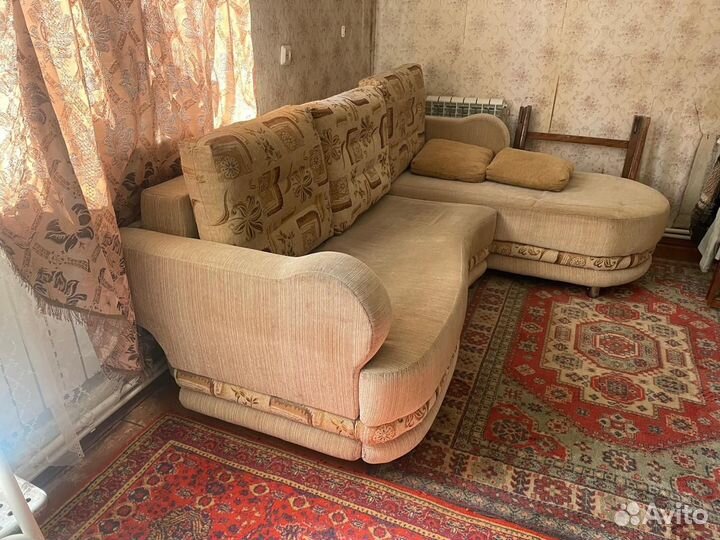 Угловой диван бу