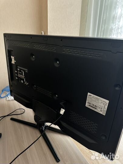 Телевизор samsung