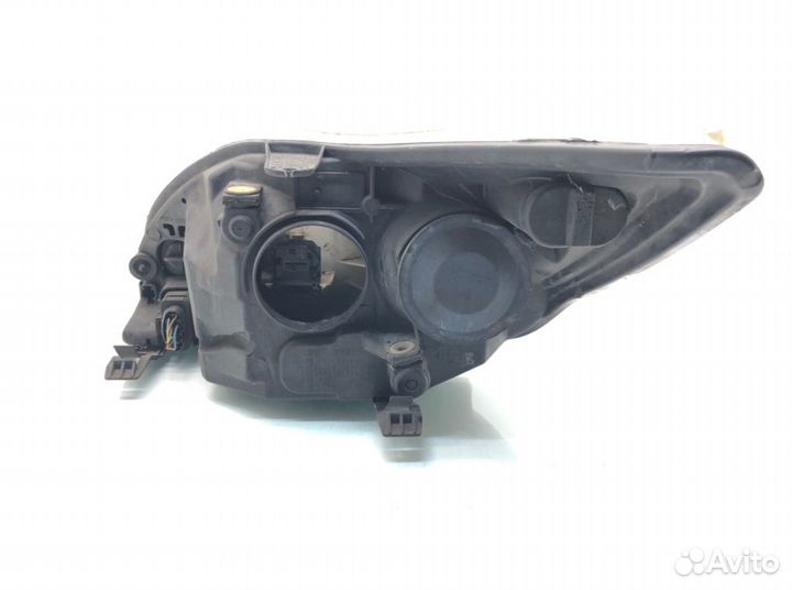 Фара Ford Focus 2 (2004-2011)