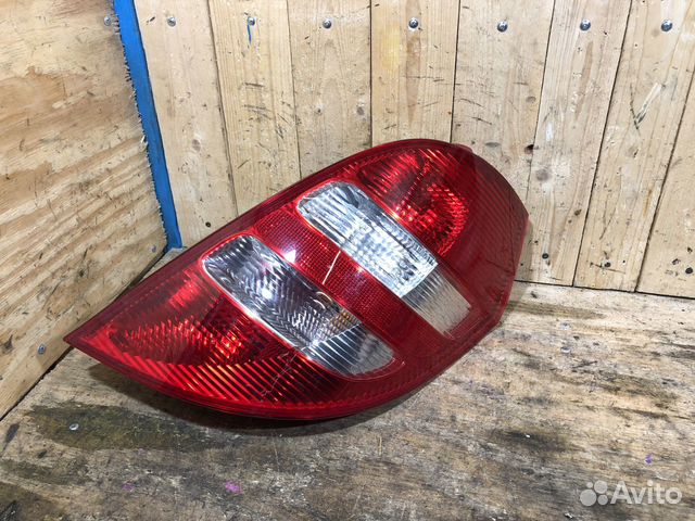Фонарь задний правый Mercedes-Benz W169 Арт 110740