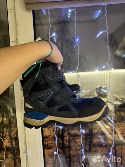 Зимние ботинки ecco 36 на мальчика