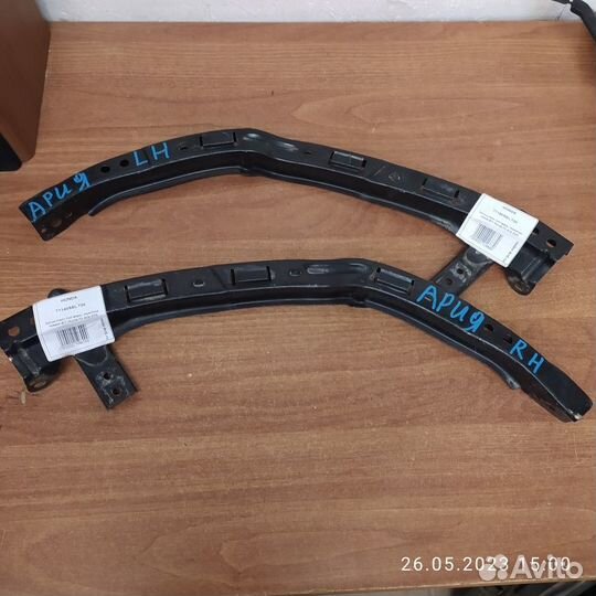 Кронштейн под фары передняя Honda Fit Aria GD6