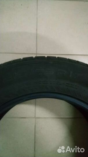 Nokian Tyres Line 215/65 R17 108D