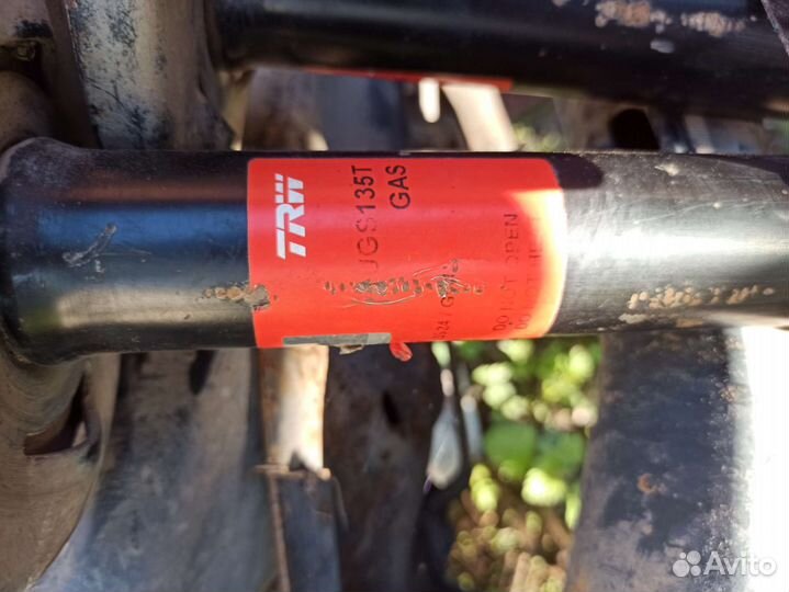 Стойки амортизаторы задние a4b5