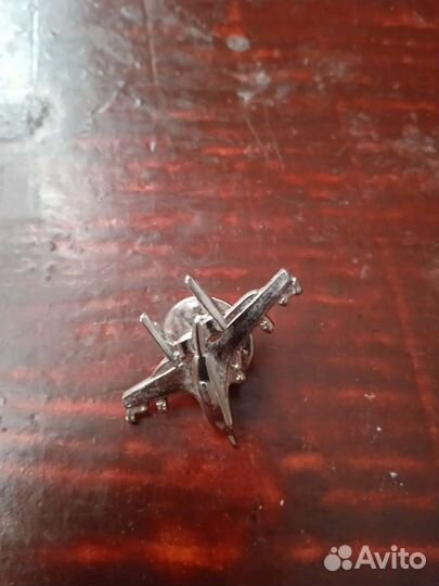 Значок лётчика-истребителя