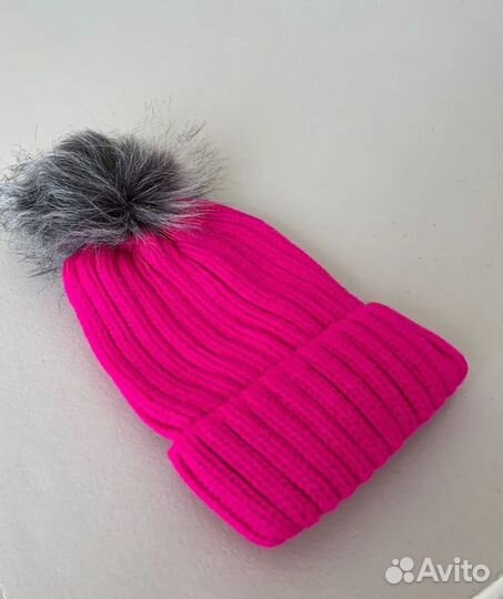 Шапка женская зимняя вязаная фуксия