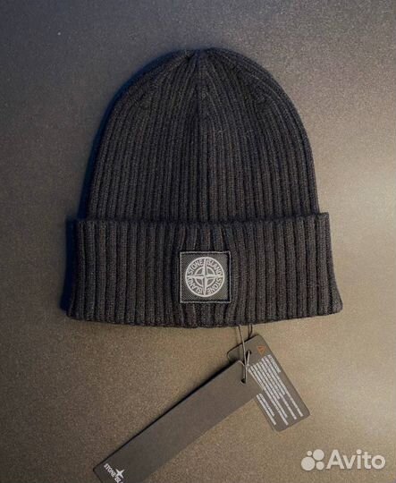 Мужская зимняя шапка