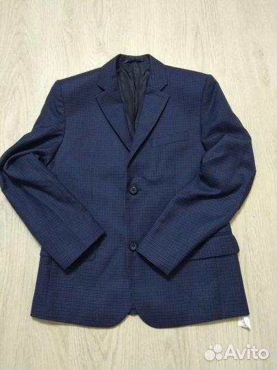 Новый школьный пиджак. 152