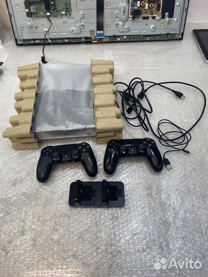 Sony PS4 slim 1tb