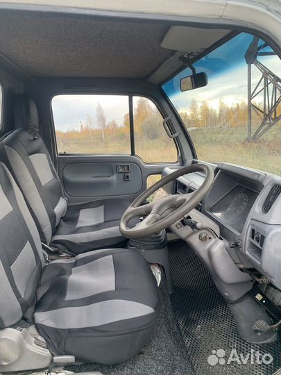 Nissan Atlas бортовой, 1994