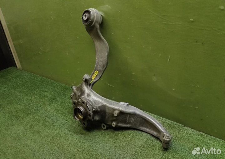 Кулак ступица левый Bmw 7 G11