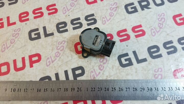 Датчик положения дросселя ZL-VE ZM-сингапур б/у 32