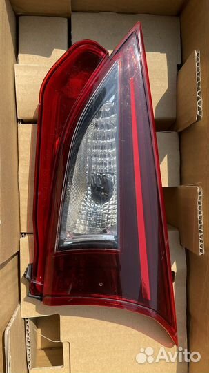 Задний фонарь mazda 3 bm хэтчбек