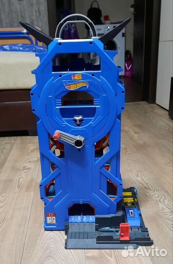 Парковка гараж хот вилс