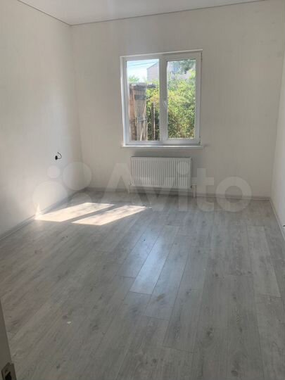 Дом 65 м² на участке 2 сот.