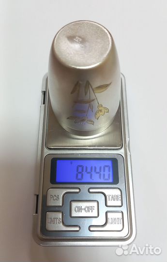 Крупные серебряные стопки, блюдце