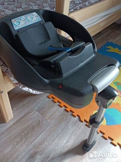 Автолюлька Maxi cosi с базой с рождения бу