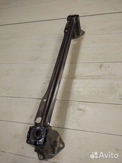 Усилитель заднего бампера