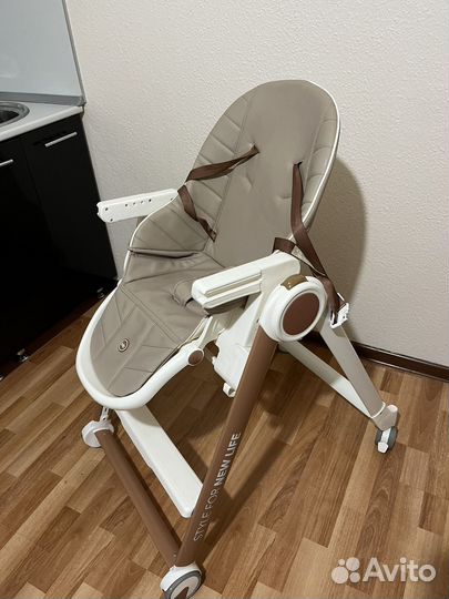 Стульчик для кормления happy baby berny v2