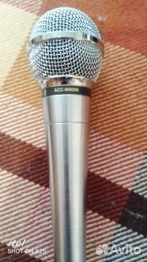 Микрофон проводной LG ACC-M900k