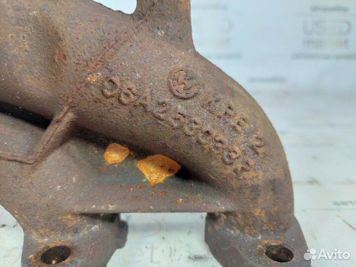 Выпускной коллектор Volkswagen Golf 4 1.6 AKL 2000