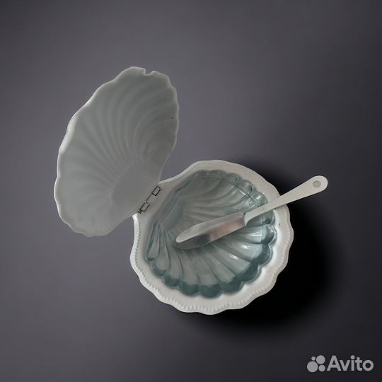 Икорница, масленка Ракушка (Испания), белоснежная