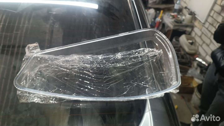 Стекла фар лада калина пластик