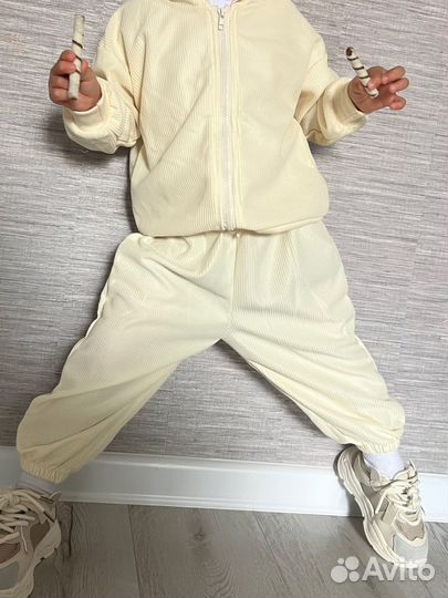 Спортивный костюм