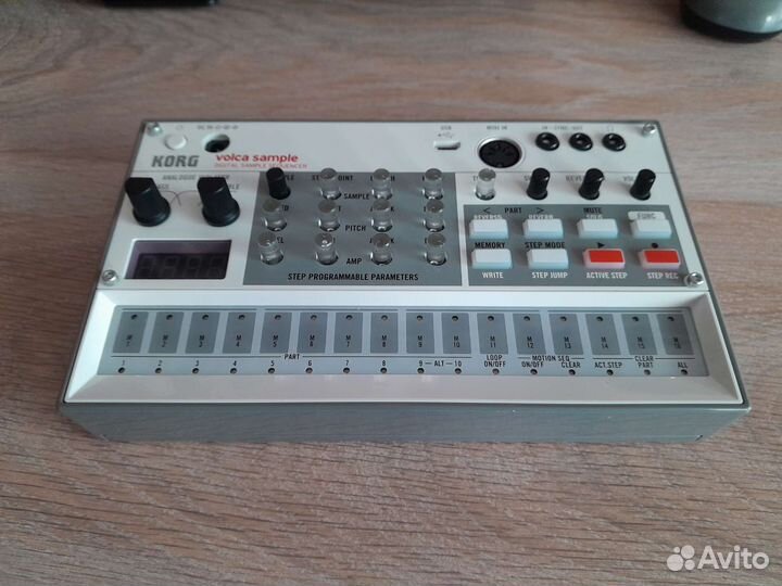 Сэмплер korg volca sample 2
