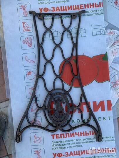 Станина от швейной машинки зингер