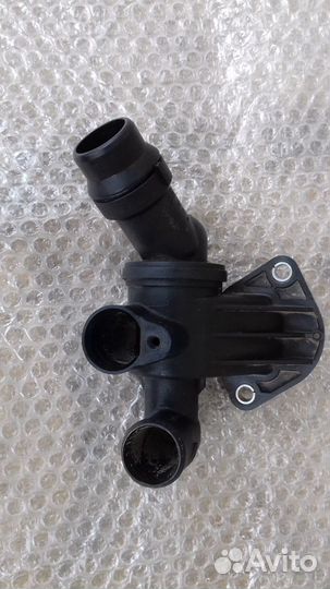 Термостат VAG 06D121111G