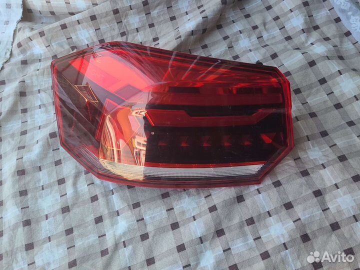 Фонарь наружный левый volkswagen polo 6
