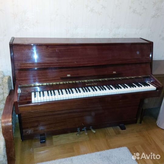 Красный октябрь