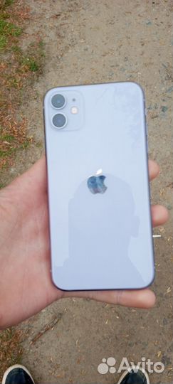 iPhone 11, 64 ГБ
