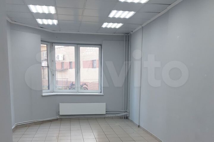 Помещение свободного назначения, 71.8 м²