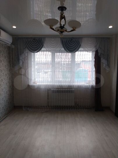 3-к. квартира, 53 м², 1/2 эт.