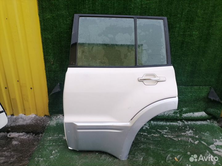 Дверь задняя левая Mitsubishi Pajero Pajero III V7