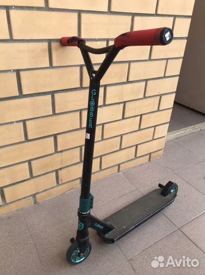 Трюковой самокат globber