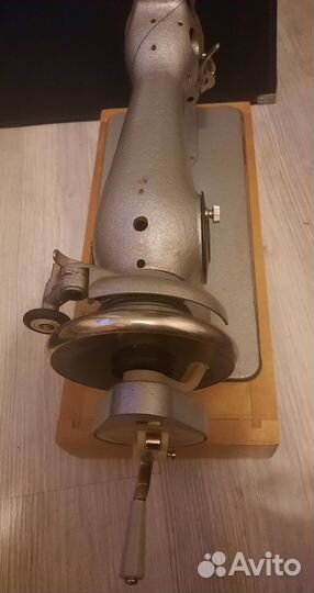 Швейная машинка