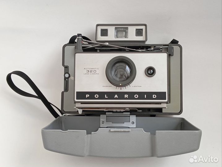 Polaroid 320