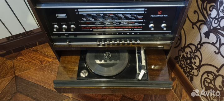 Радиола Романтика 106
