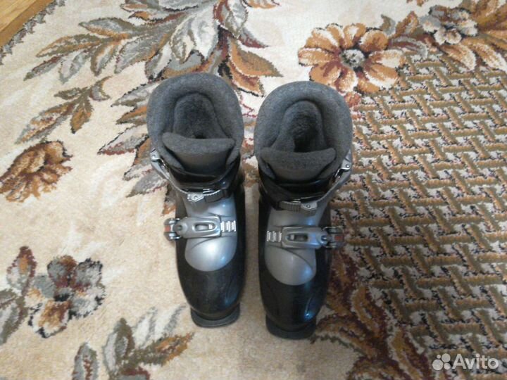 Горнолыжные ботинки размер 33-34