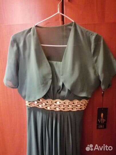 Вечернее платье