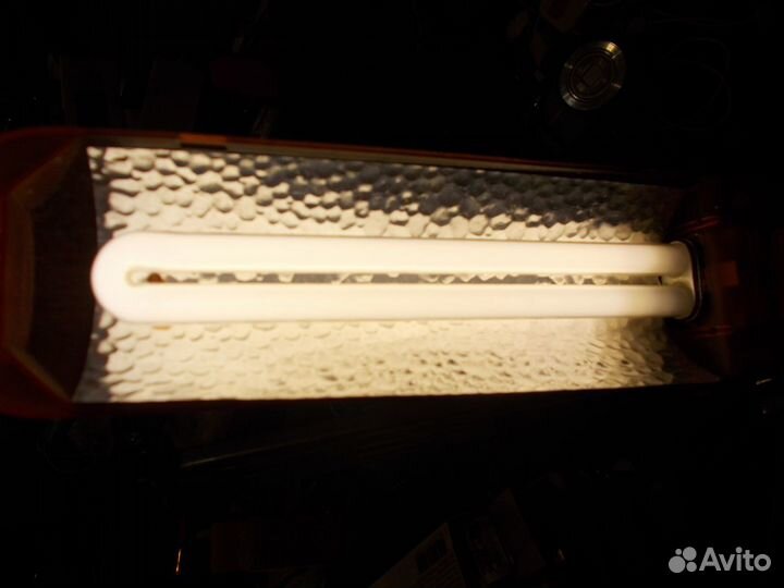 Лампа настольная для маникюра