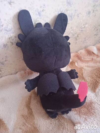 Игрушка дракон беззубик