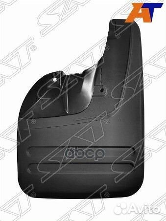 Брызговик Toyota Hilux Pick Up 04-08 / Fortuner