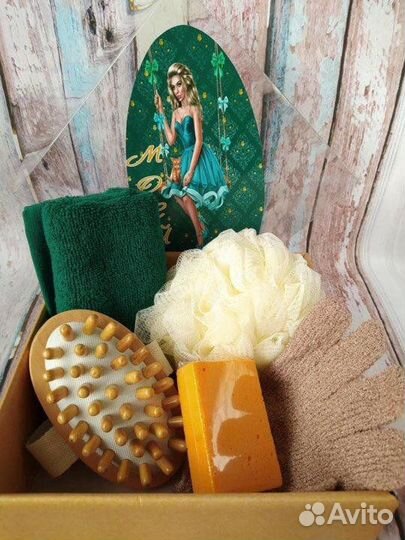 Подарки/боксы девушке,парню