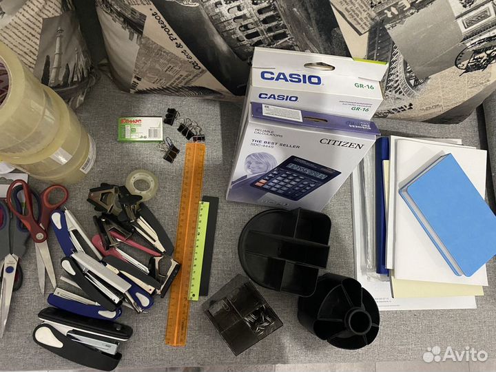 Коробка канцелярии