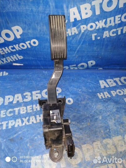 Педаль газа Kia Rio 3 седан G4FC 2015