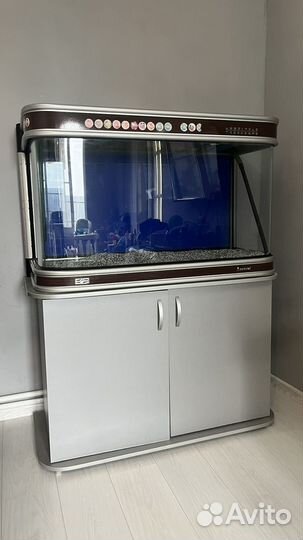 Аквариум с тумбой